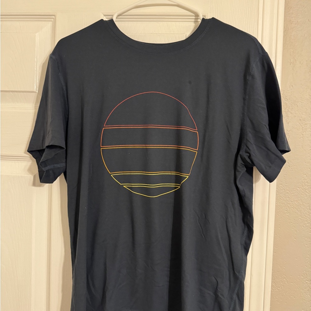 Marine Layer Weekend Sport Navy Sunset Sun Sport Crewneck Tee Men's Medium